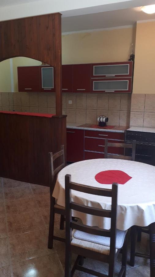 Apartment Dubrava Tivat Zewnętrze zdjęcie